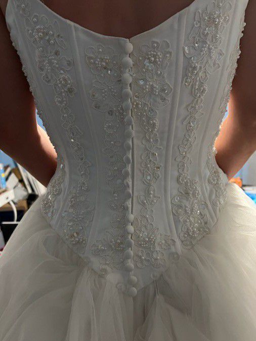 Wedding Dress Size 6/7