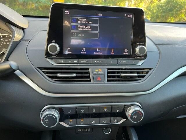 2022 Nissan Altima