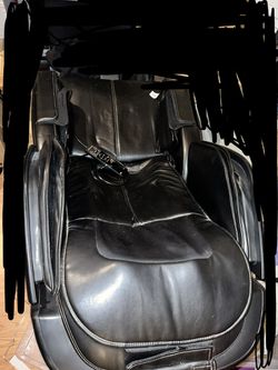 HUMAN TOUCH ACUTOUCH 6.0 MASSAGE CHAIR  Thumbnail