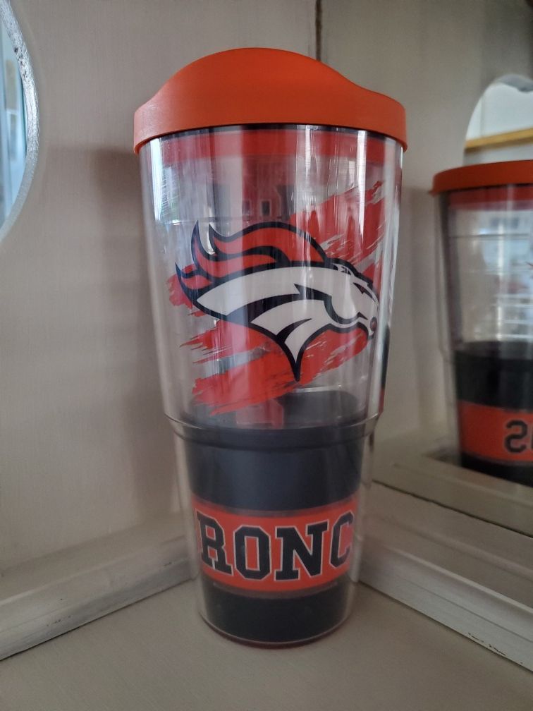Broncos tumbler