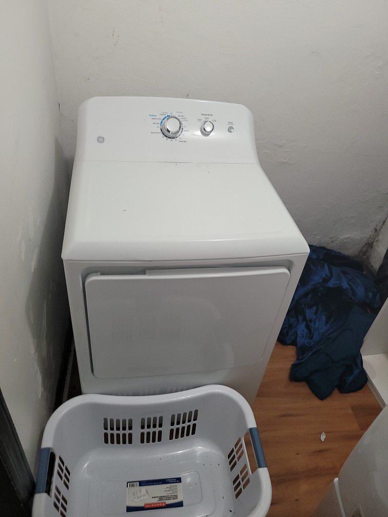 Samsung Front Load Washer & G.E Dryer