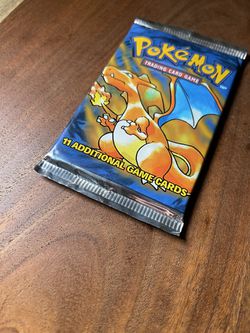 Pokémon Base Set Unlimited Booster Pack Thumbnail