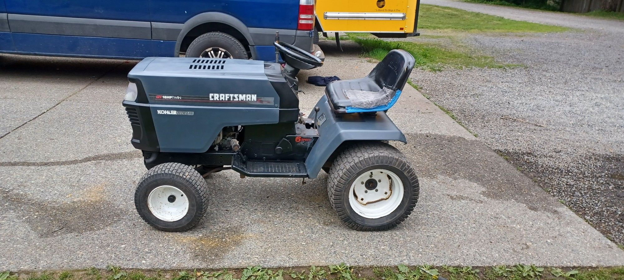 Craftman Tractor