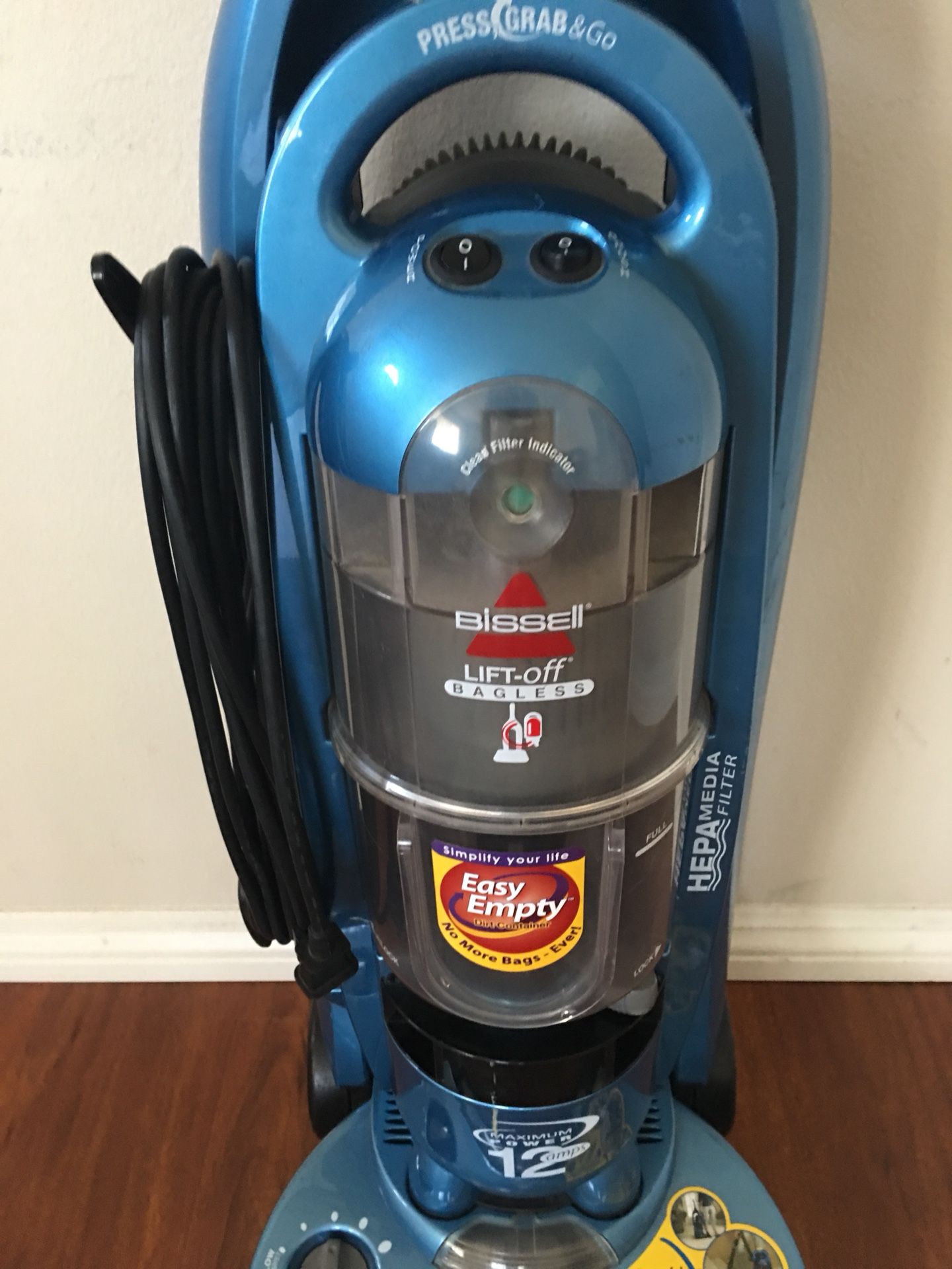 Bissell Lift Off Bagless Vacuum Cleaner. Excellent, very powerful like ...