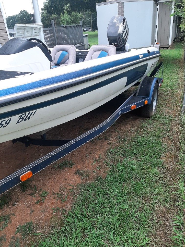 21 Ft Javelin 389 T Bass Boat for Sale in La Vergne, TN OfferUp