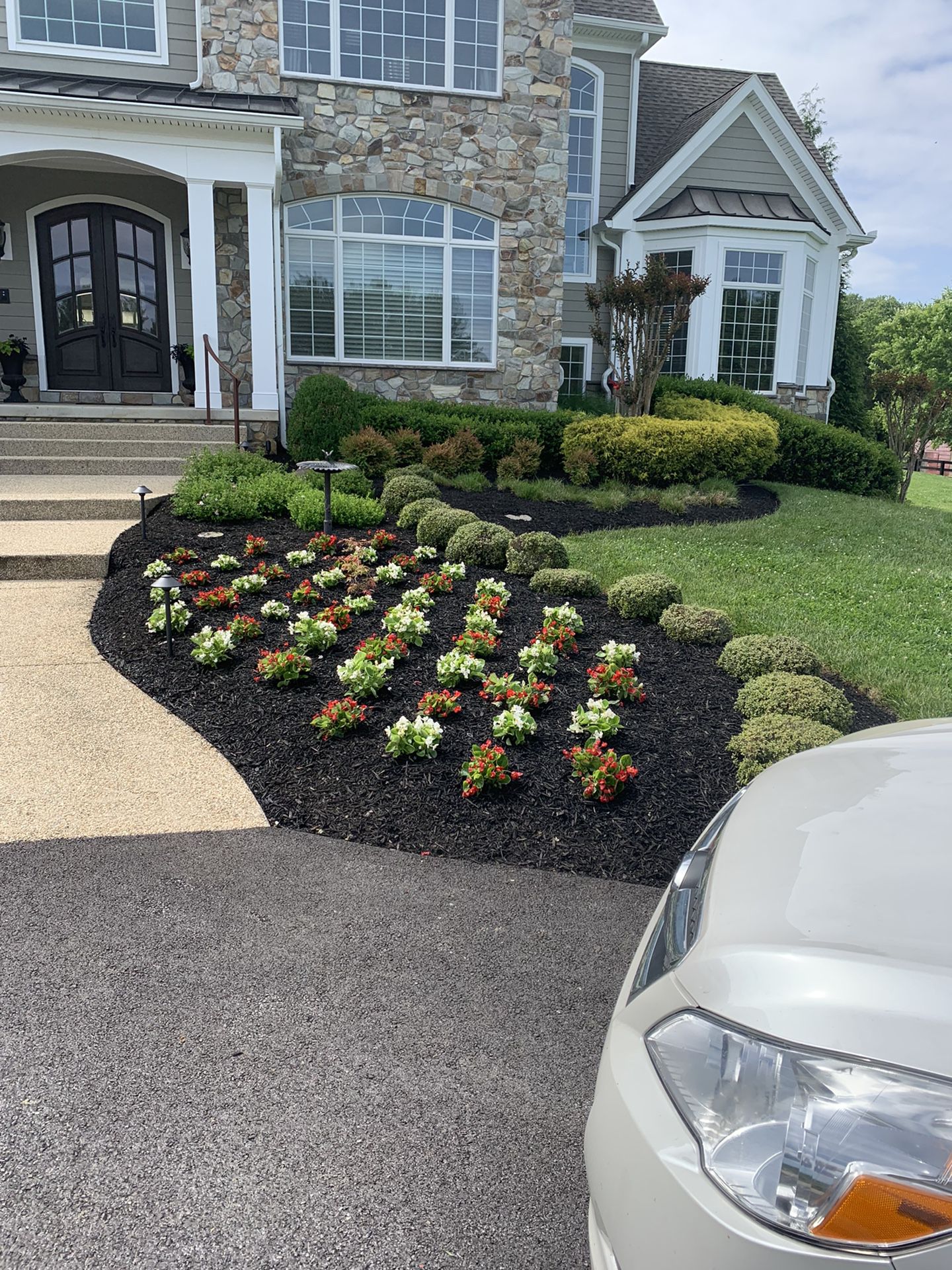 Landscaping ,fence ,mulch