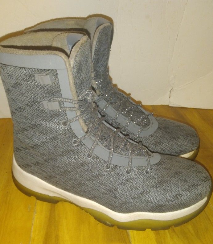 Jordan Future Boot Size 8.5