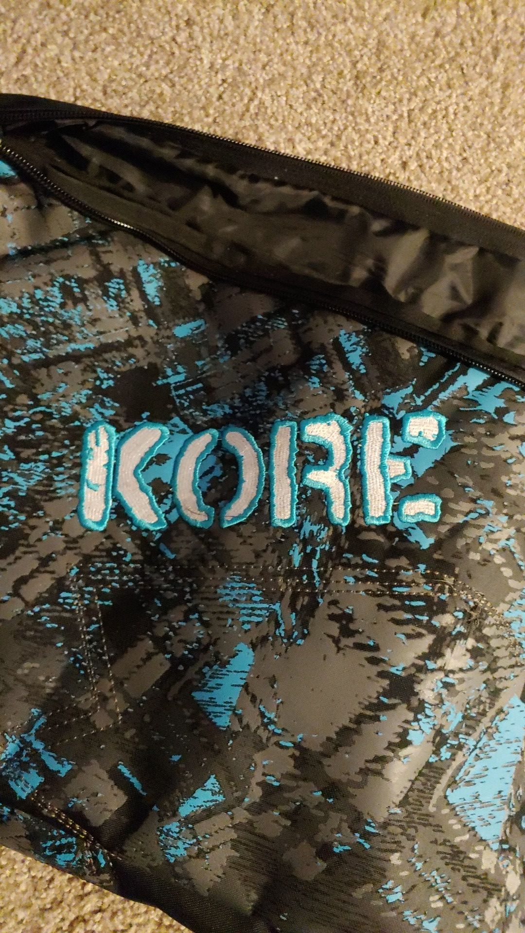 Snowboard bag
