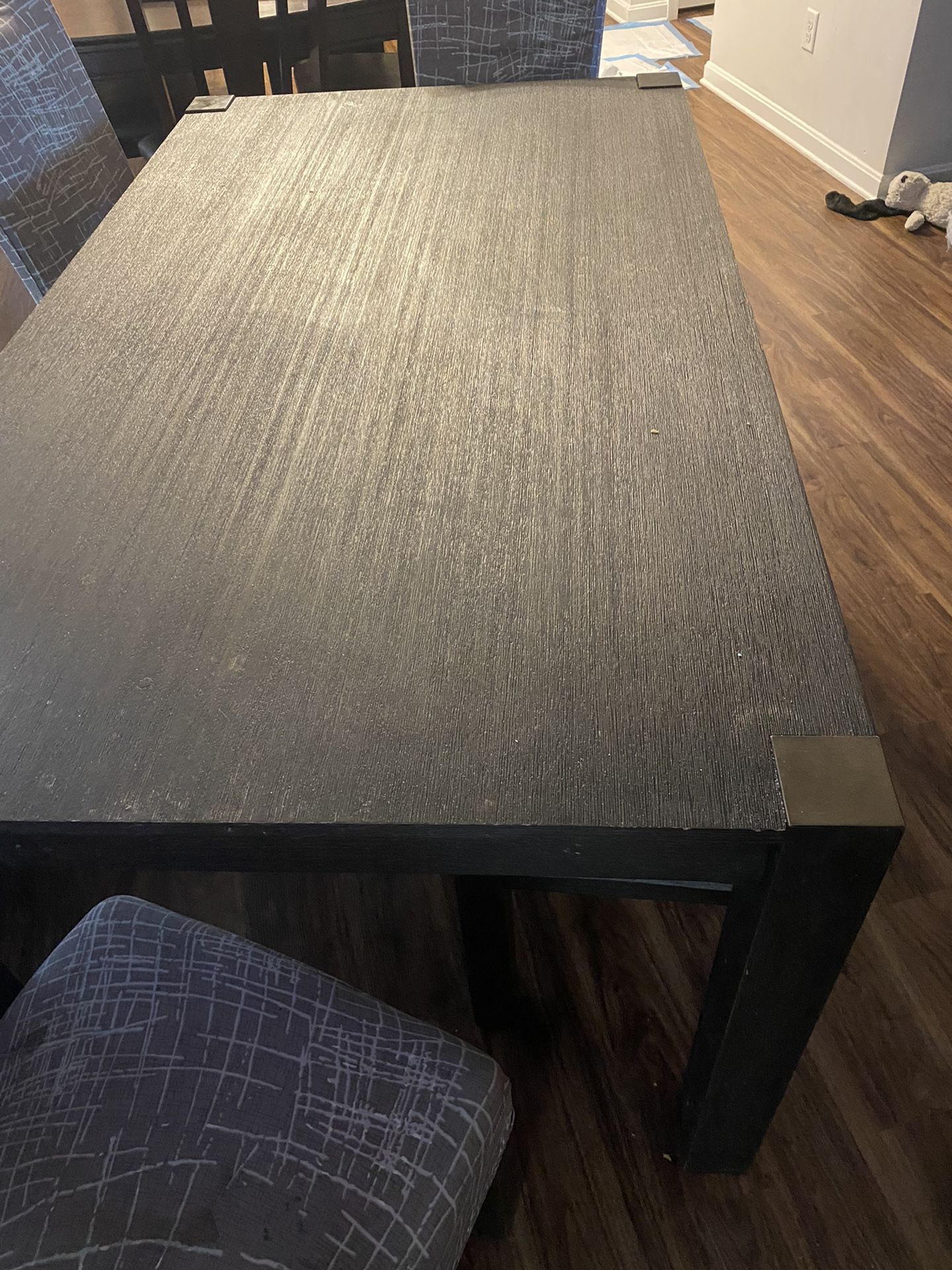 Table 4 Chairs And Bench