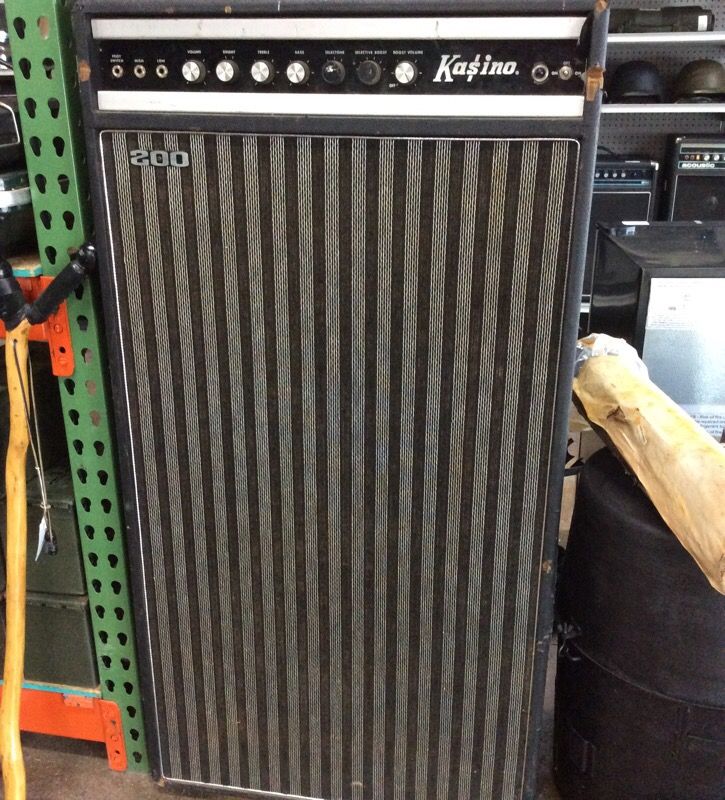 Kustom Kasino 200 2x15