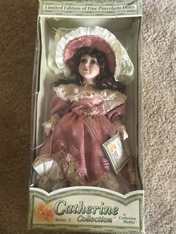 Catherine Medici Doll
