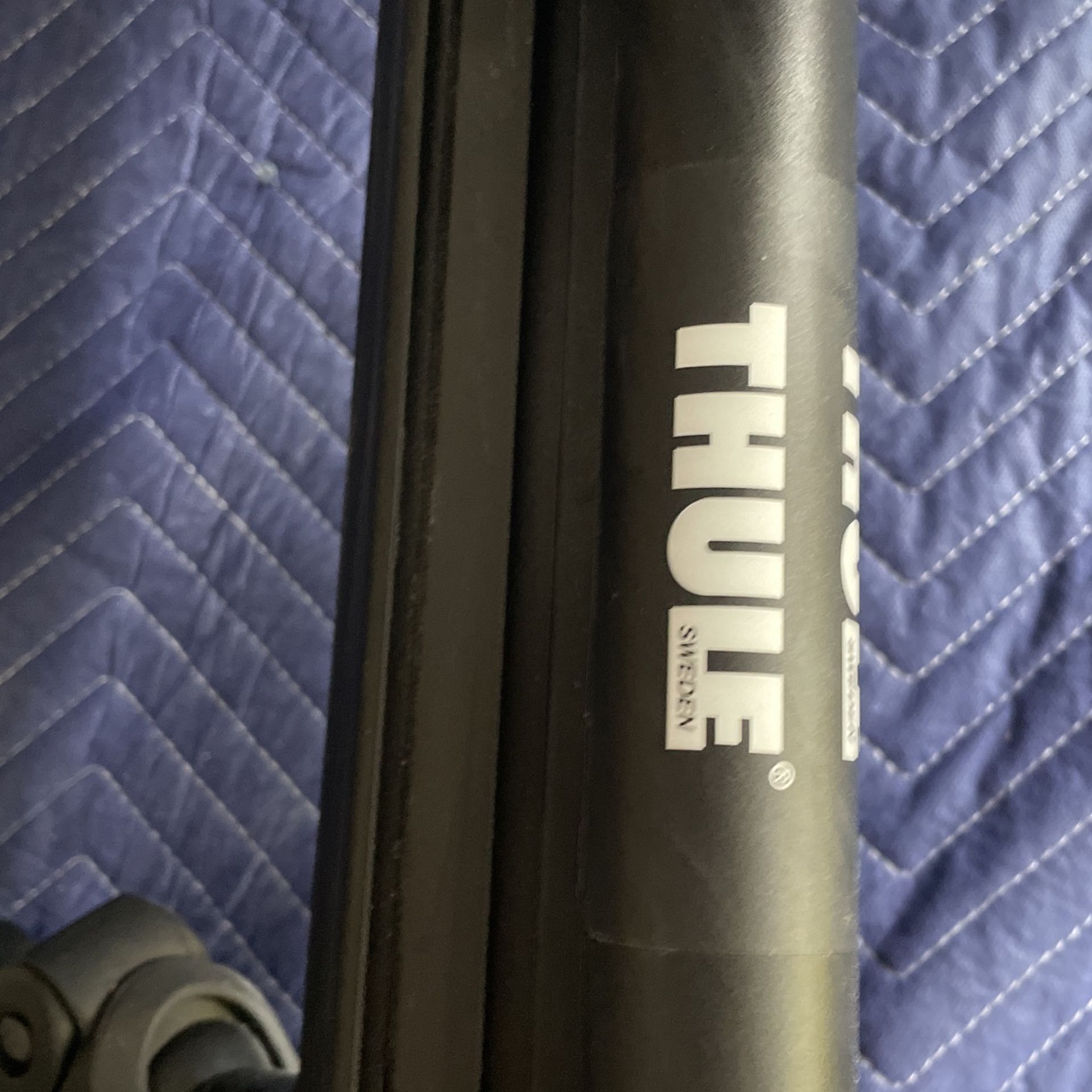 Thule Thor Motor Coach Stock Bike Rack-new