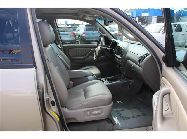 2005 Toyota Sequoia