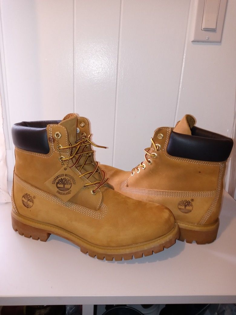 Timberland Waterproof Boots. Men size 10. Good Condition