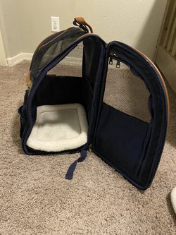 Pet Carrier Backpack  Thumbnail
