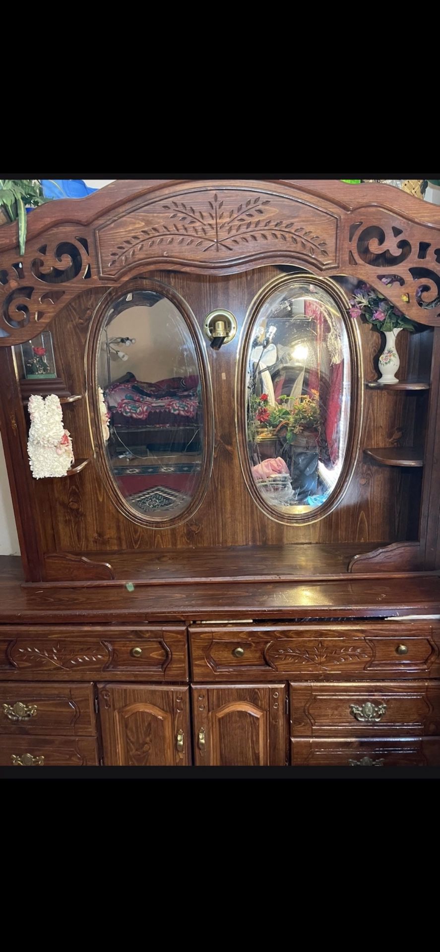 Dresser With Mirrors