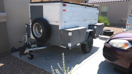 Enclosed 4x8 trailer with spare tire Thumbnail