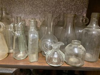 Thousands Of Collectible Bottles And Glass At Local Vintage And Antique Store! Coca-Cola Pepsi Dairy And More Thumbnail