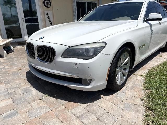 2011 BMW 7-Series
