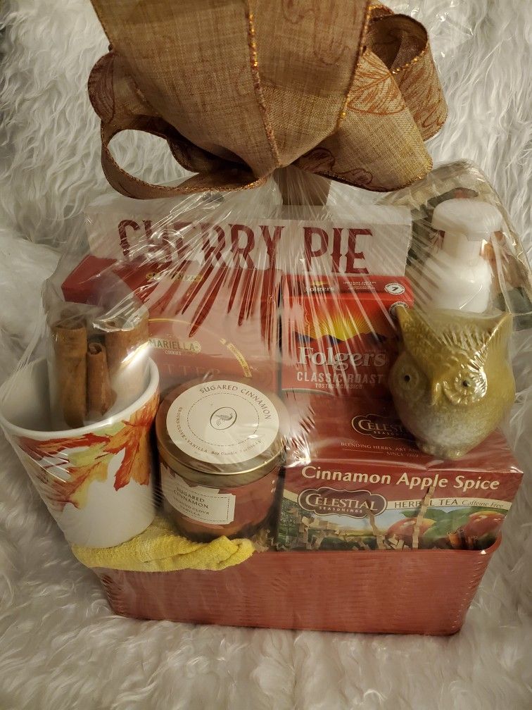 Happy HARVEST Thanksgiving Fall/AUTUMN THEMED Gift Basket