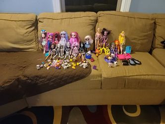 Shopkins  And Different  Dolls Price Is Not Firm Best Offer 😀 Thumbnail
