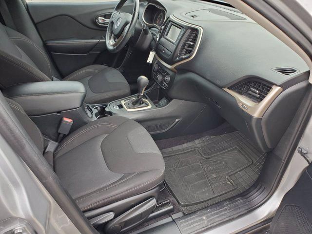 2016 Jeep Cherokee
