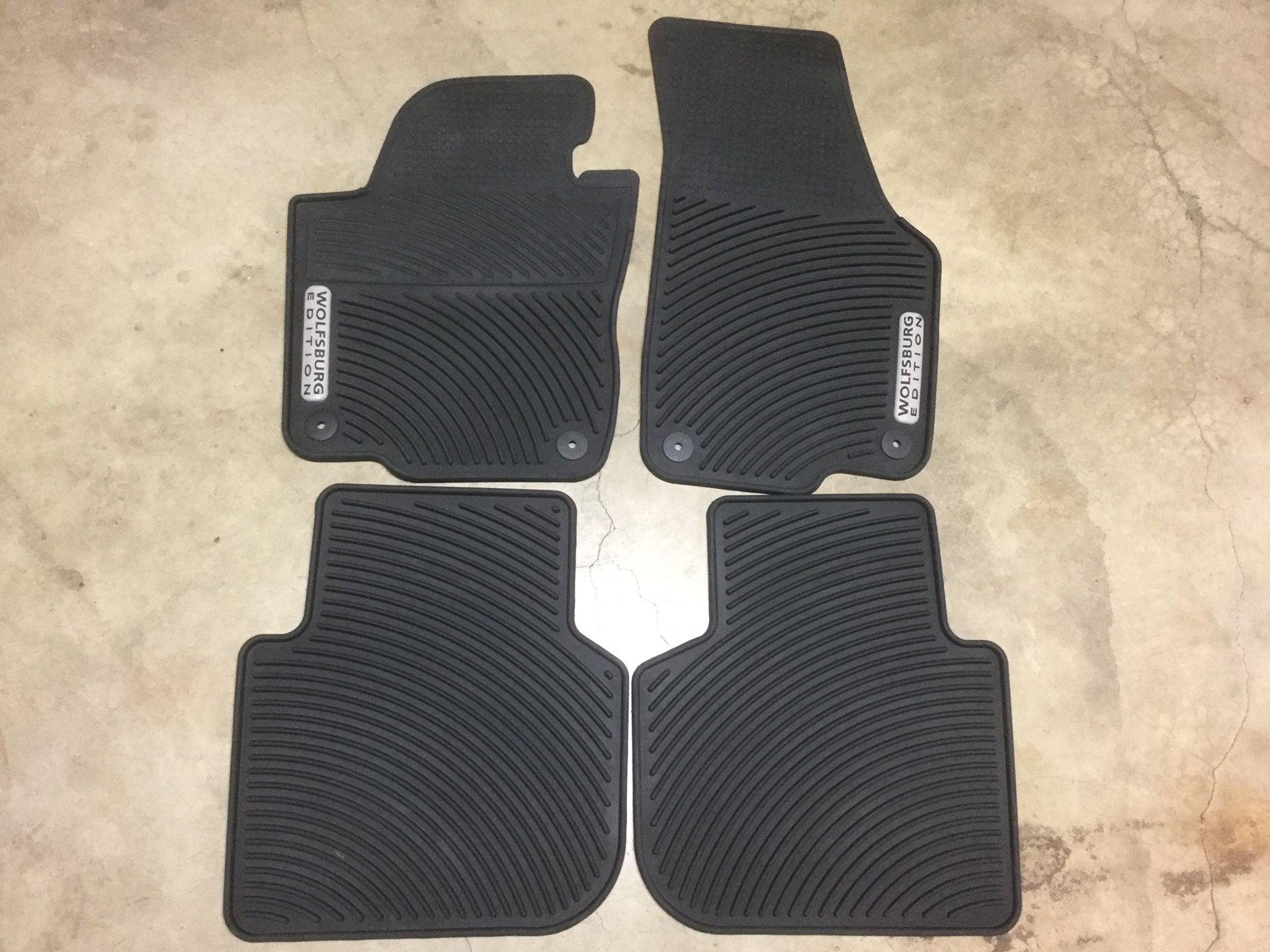 Genuine OEM VW Passat All Weather Floor Mats Wolfsburg Edition for Sale