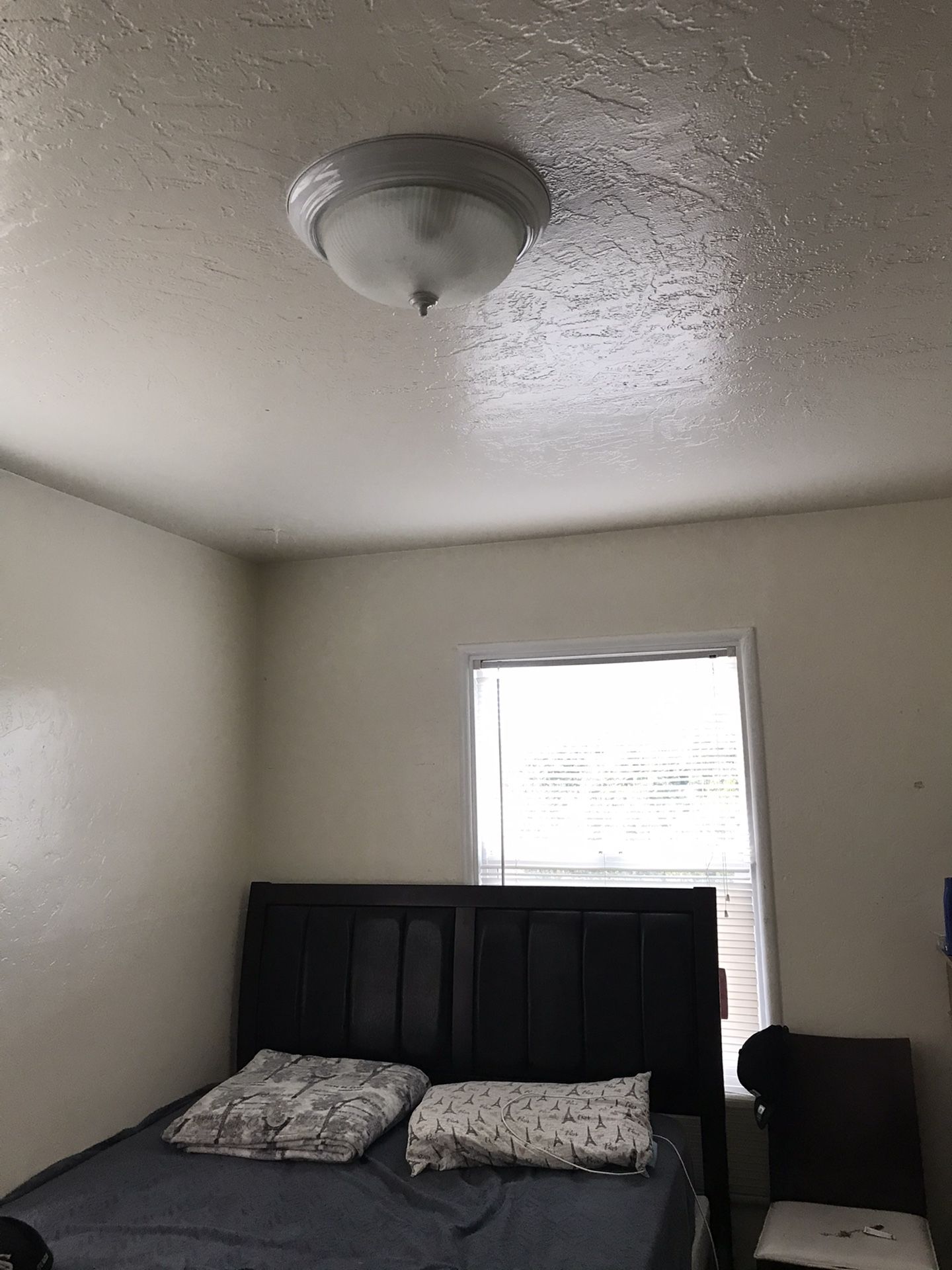 Se Renta Un Cuarto Para 1 Persona Responsable