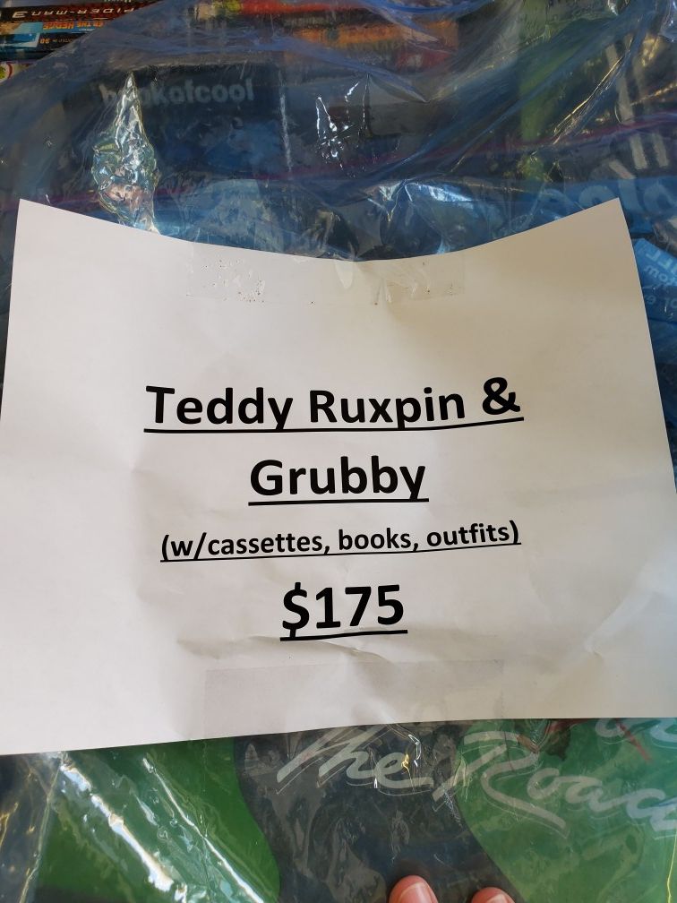 Teddy Ruxpin & Grubby Dolls