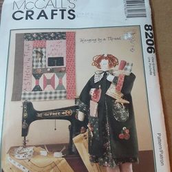 3 McCalls Patterns Wreath Quilt & Doll + More Thumbnail