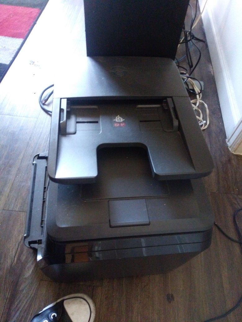 Hp Office Jet Pro. Black. Big