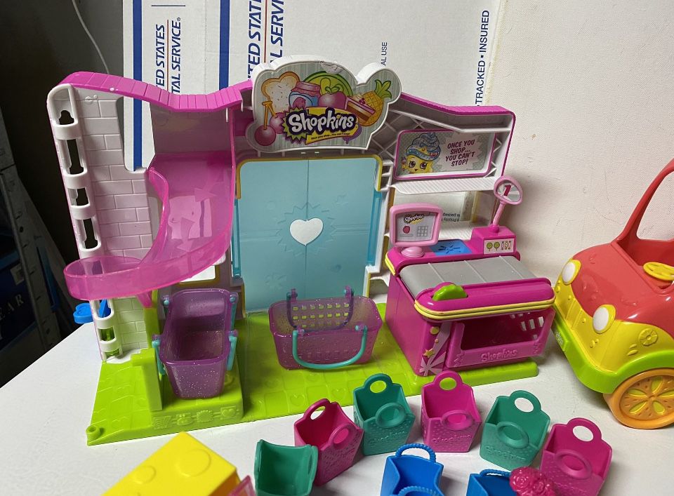 Shopkins Big Lot Of Candy Store Bakery Car Toys 