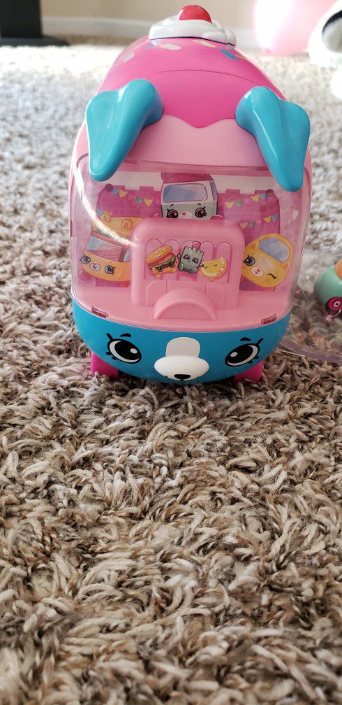 Shopkins Cutie Car Bus