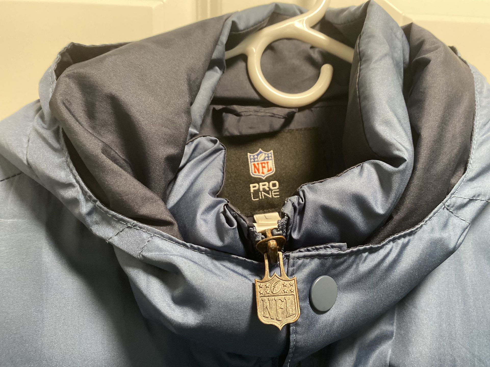 Seahawks Men’s Jacket Size L 