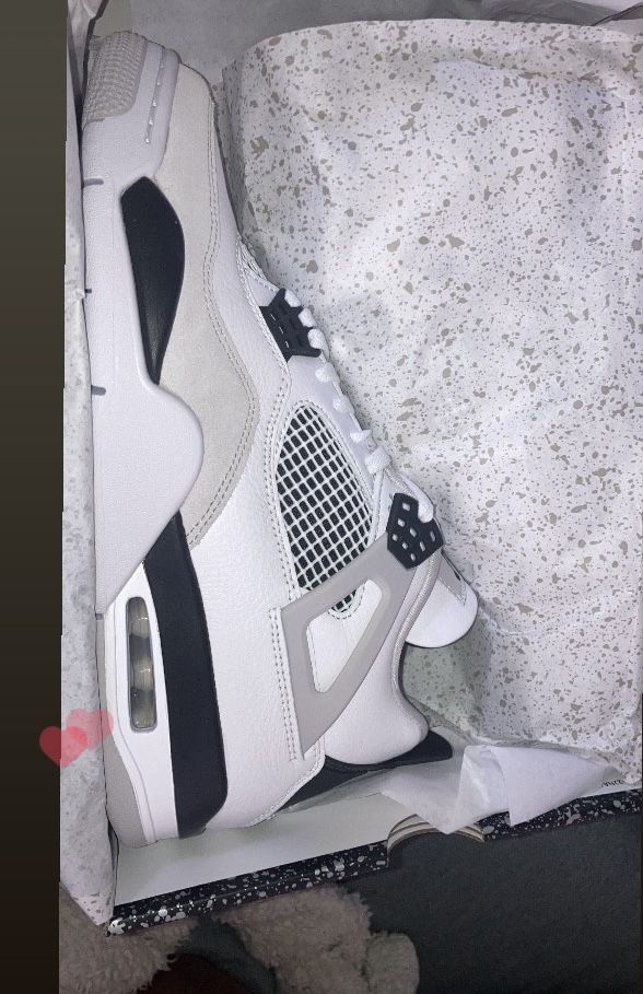 Jordan 4 Military Black