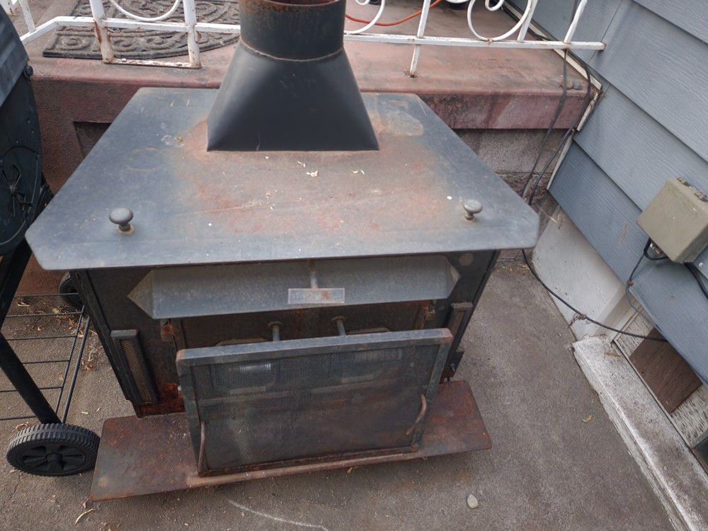 Wood Stove With Electric Fan