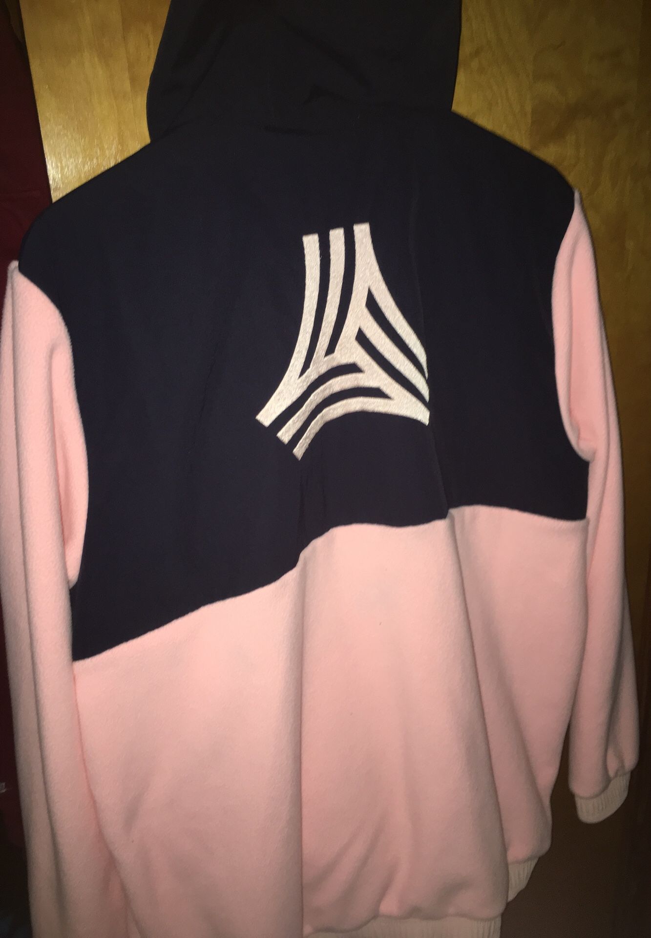 Adidas sweater