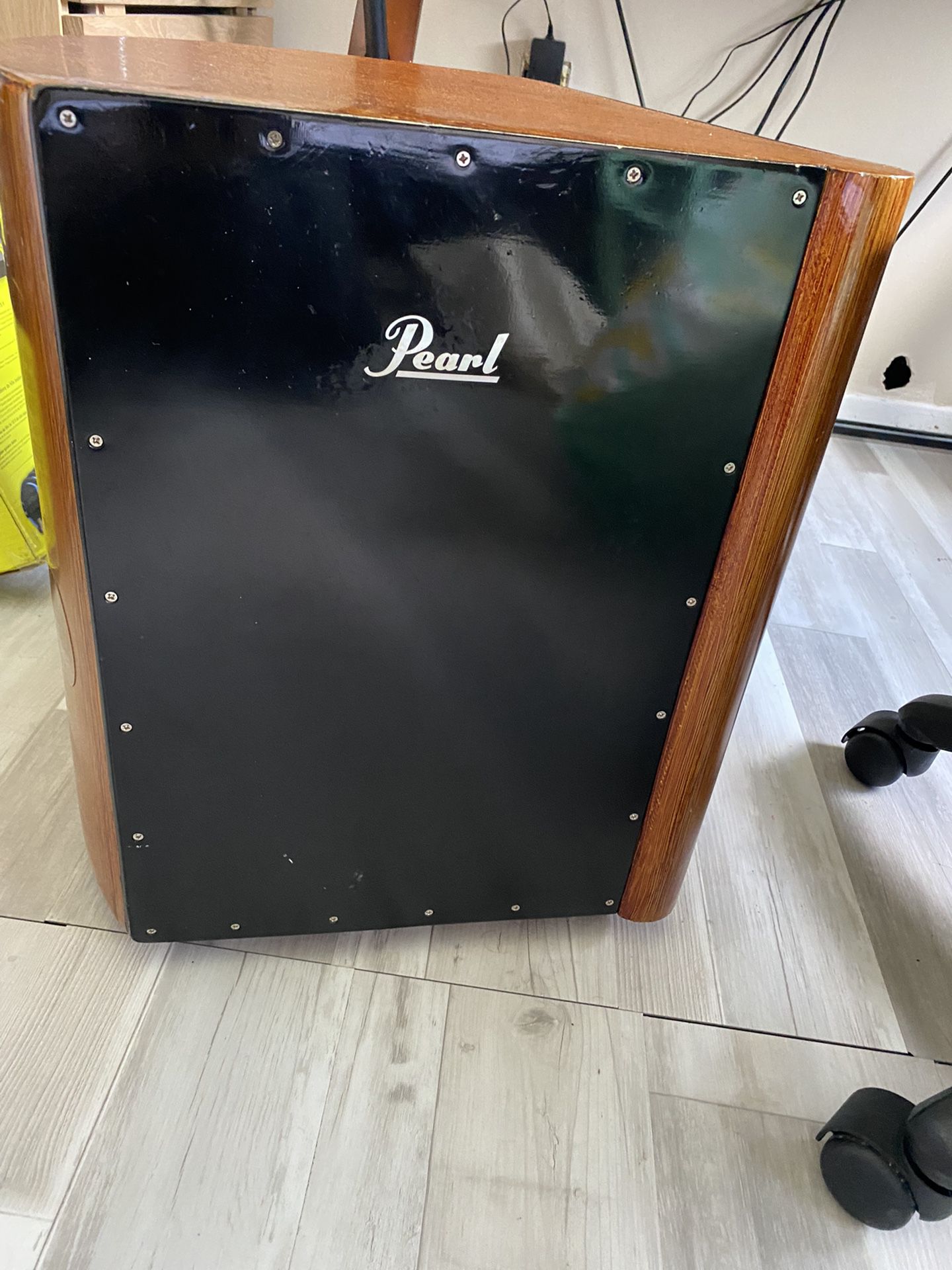 PEARL Cajon Drum Bass Box - Triangular 