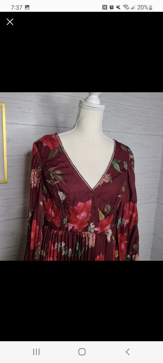 Lulu's Win The Day Burgandy Floral Mini Dress Size Large