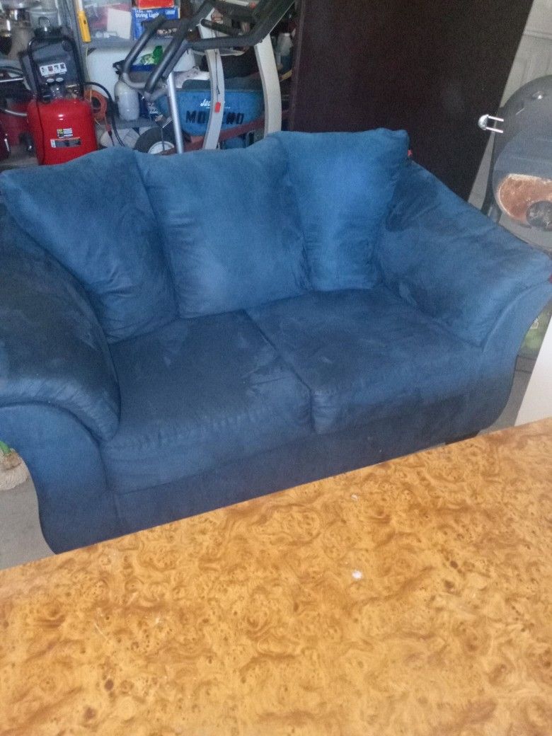Filber Sofa Blue Very Clean No Stains. Smoke Free $ 85
