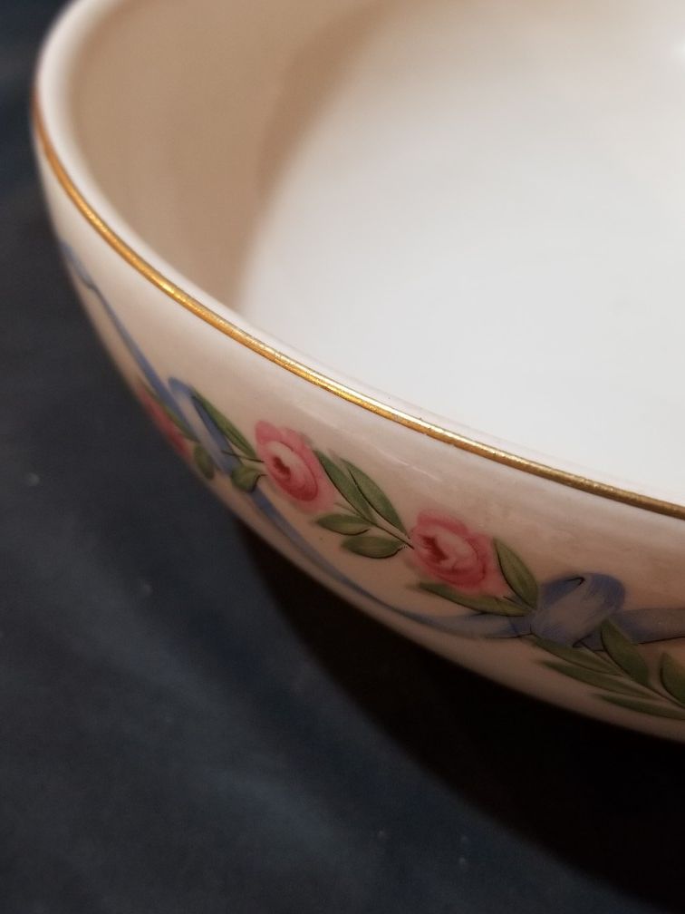 Hall's Kitchenware Bowl