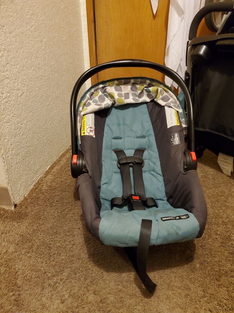 Graco Pace Click Connect Travel System