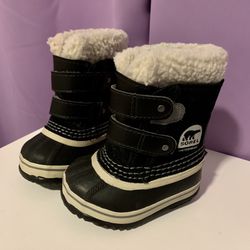 Kids Sorel Snow Boots, Size 4, Used Once. Thumbnail
