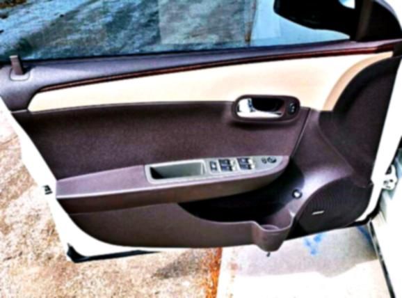 CARFAX 2011_ Chevrolet Malibu V6, 3.6L