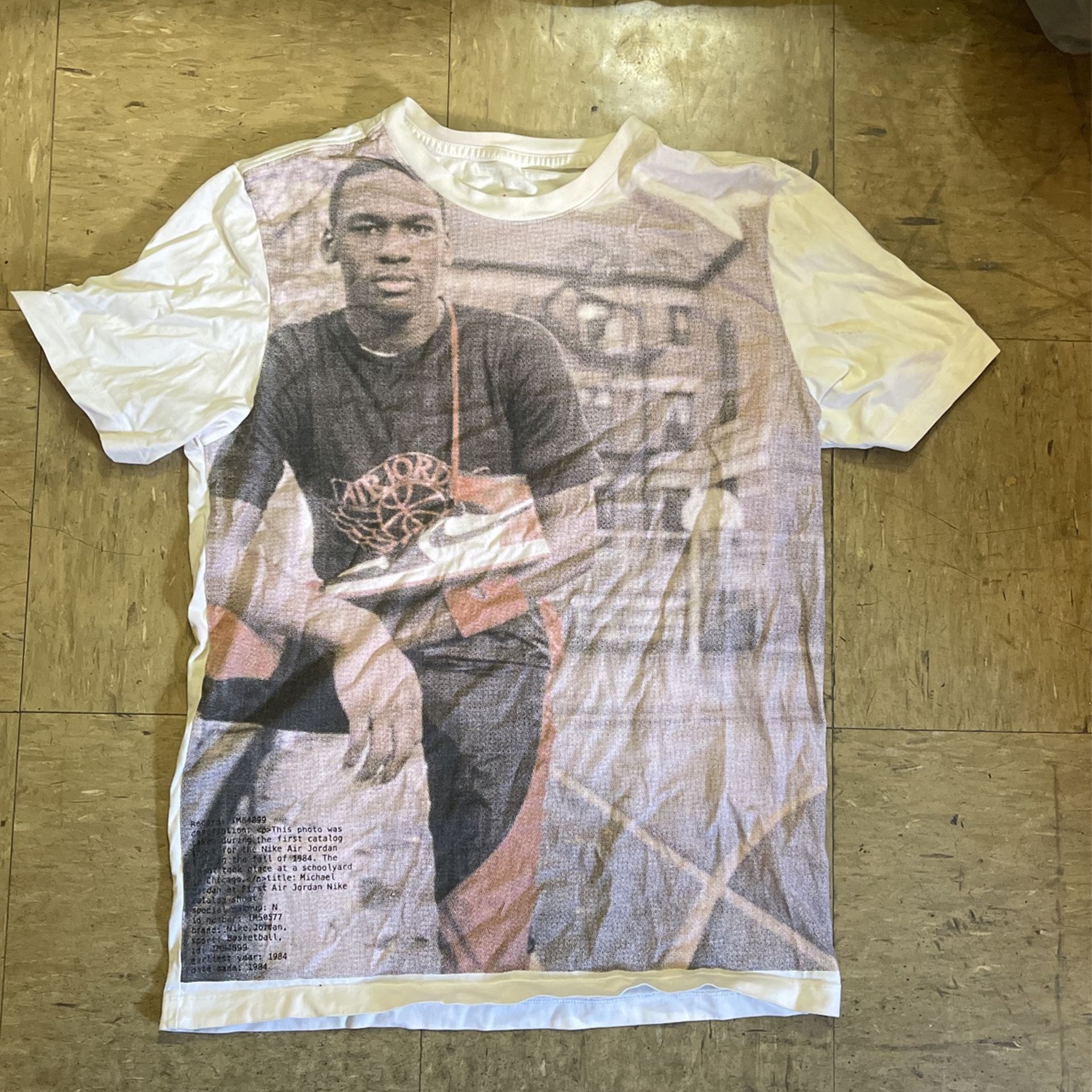 Classic Jordan shirt men’s size medium