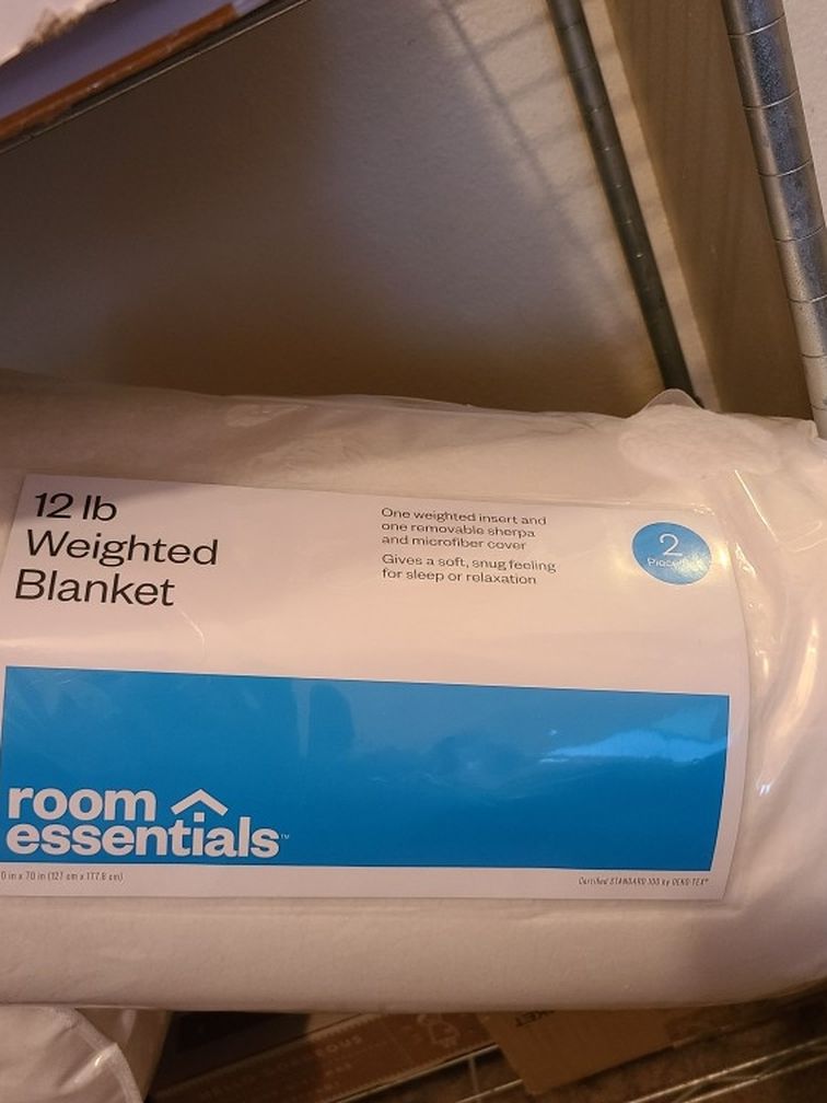 New Room Essentials 12lb Weighted Blanket Sherpa 2 Piece
