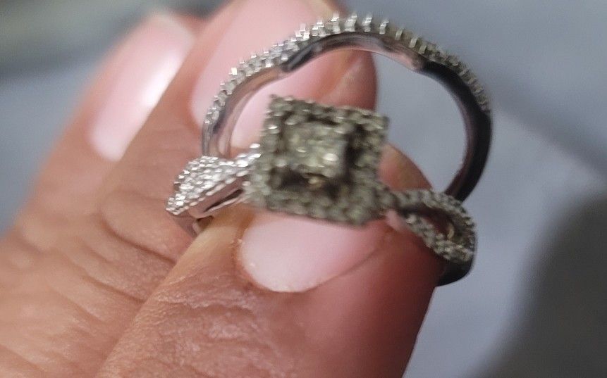 1/2 Carat..