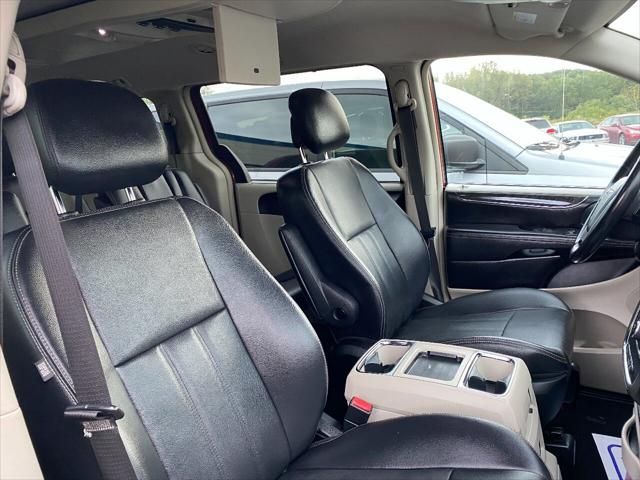 2013 Chrysler Town & Country