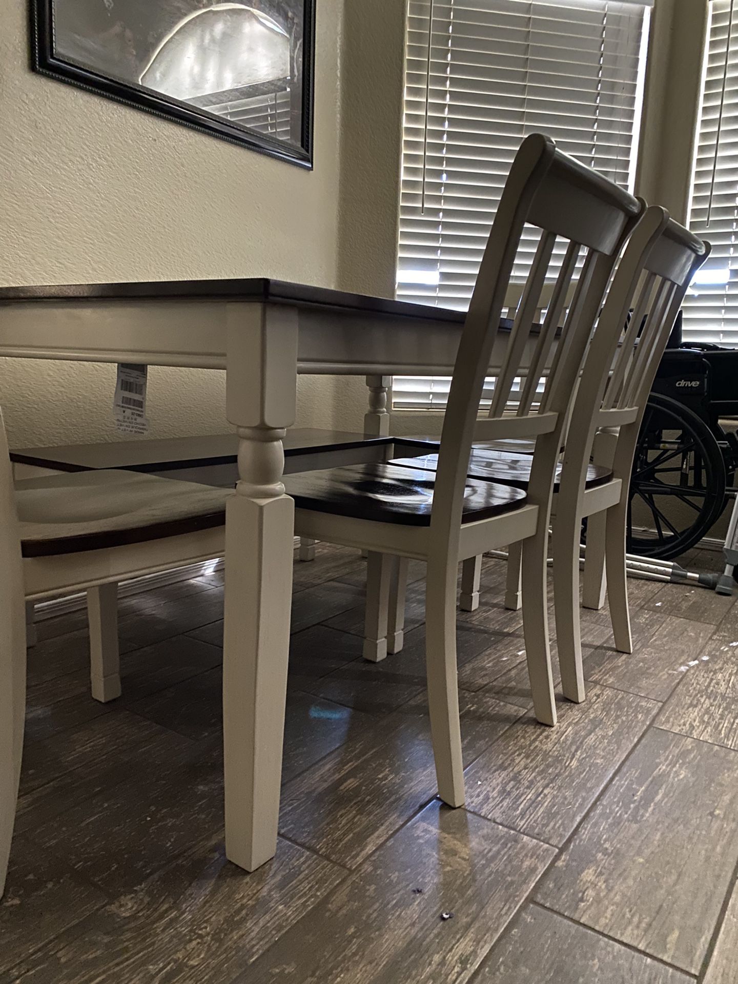 Kitchen Table Farm style
