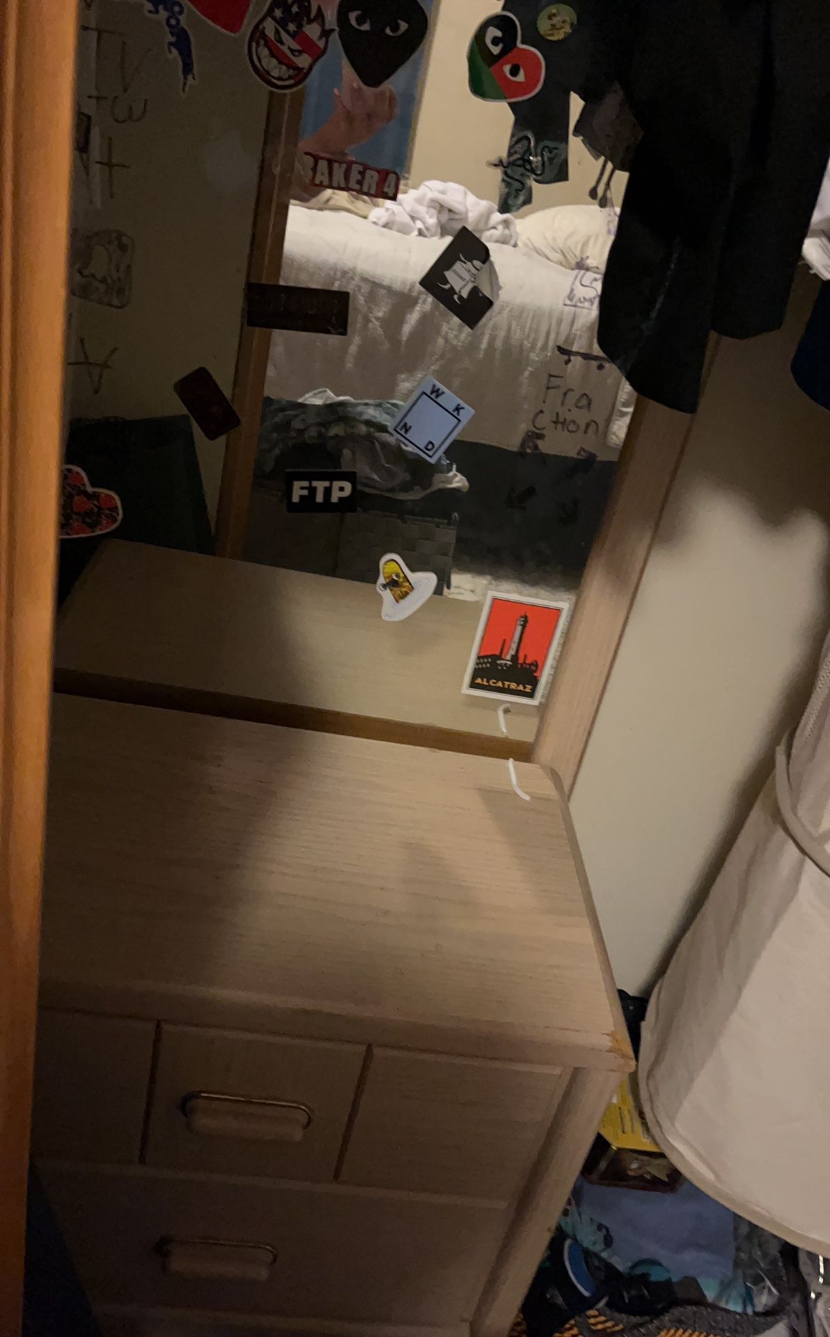 4 Piece Furniture Set Dresser Shelf Night Stand Mirror